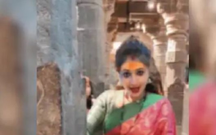 महाकालेश्वर मंदिर में महिला ने बनाया शर्मनाक वीडियो, अब मांगी माफ़ी