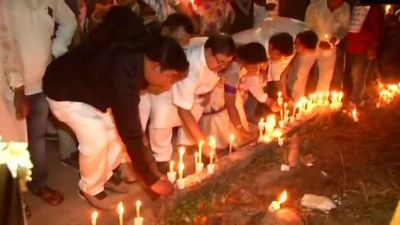 Murshidabad massacre: Local people take out candle march against TMC murder case; TMC MLA also involved