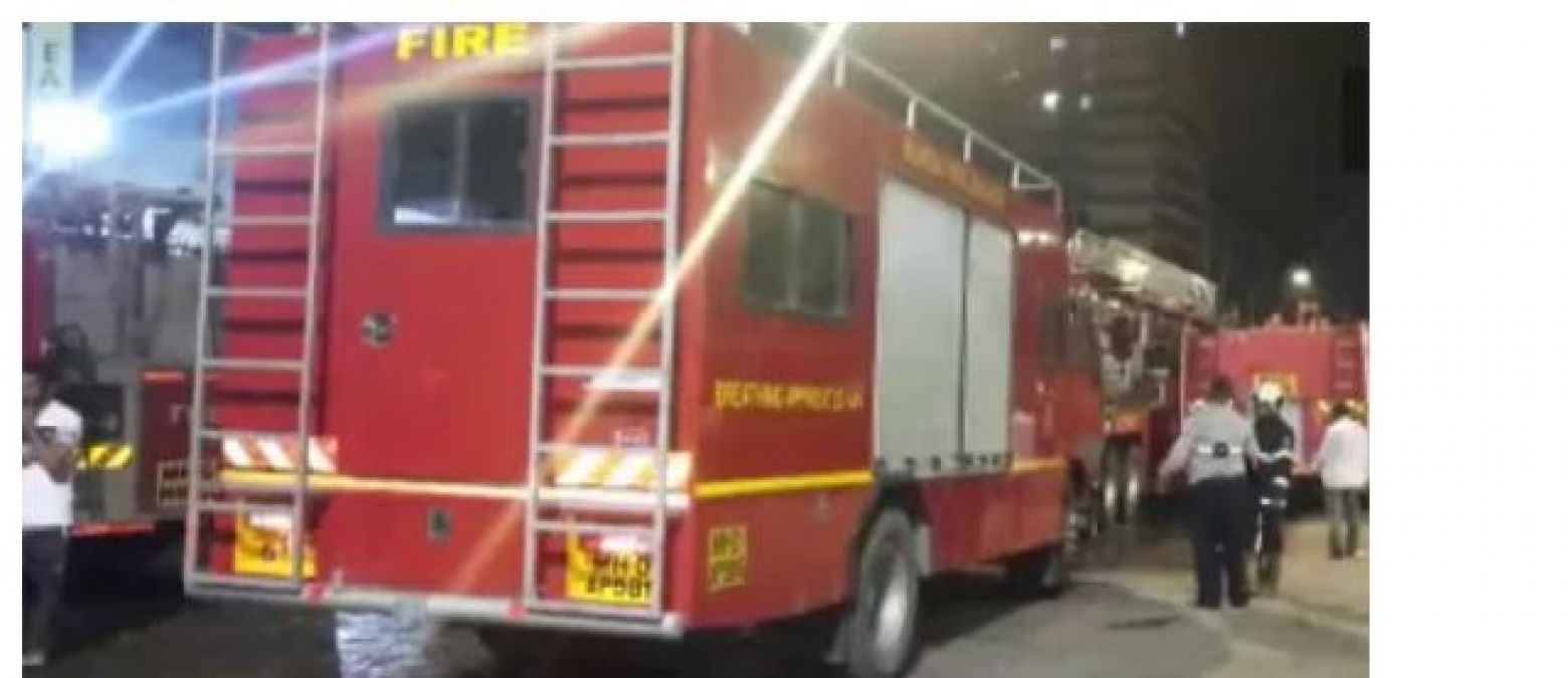 दिल्ली: इमारत में लगी आग, 4 लोगों की मौत