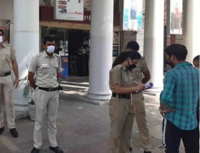 Pune Police gets strict on those not wearing masks, fine of 1 crore imposed in a week
