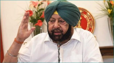 'Attempt to disturb the peace of country,' says Captain Amarinder as he sees Khalistan flags outside the assembly