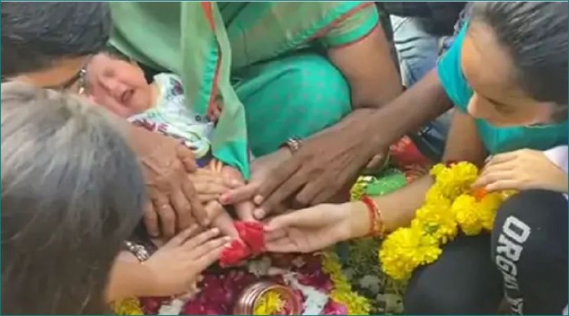 MP: Daughter born after 50 years at home, welcomed with drums and flowers
