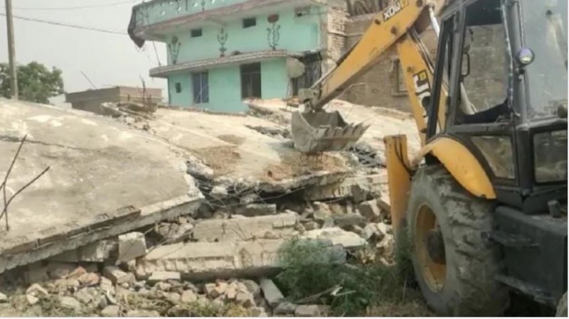 Now bulldozers in Bihar, encroachments removed from Lalu Yadav's native ...