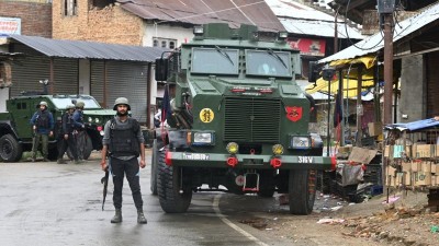 जम्मू-कश्मीर के कुलगाम जिले में आतंकी हमले में छत्तीसगढ़ के दो मजदूरों की मौत