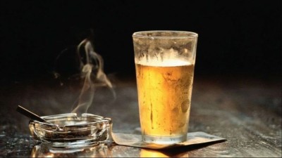 शराब-सिगरेट पीने वाले हो जाएं सावधान, जल्द ही बदल रहे ये नियम