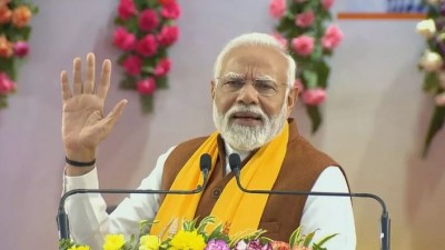 'इंडी गठबंधन के लोग दलित, वंचित के हित की योजनाओं का विरोध करते है', PM मोदी ने बोला हमला