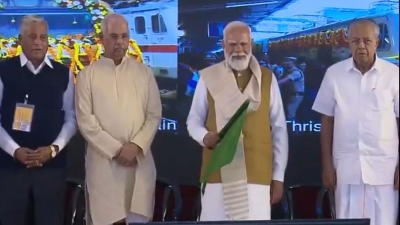 केरल को मिली विकास की नई सौगातें, प्रधानमंत्री ने अमृत भारत एक्सप्रेस और स्वनिधि क्रेडिट कार्ड किया लॉन्च