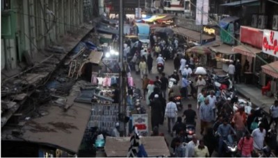 मुंबई में BMC का बड़ा एक्शन, मोहम्मद अली रोड पर बनी 40 अवैध संरचनाओं को किया ध्वस्त, भड़की कांग्रेस और सपा