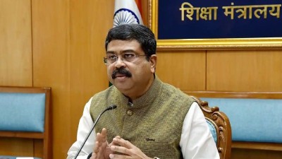 समानता के नाम पर असमानता? UGC नियमों पर बढ़ा विवाद