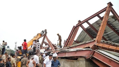 तारातला में निर्माणाधीन गोदाम का शेड गिरा, 3 लोगों की मौत, 21 को किया गया रेस्क्यू