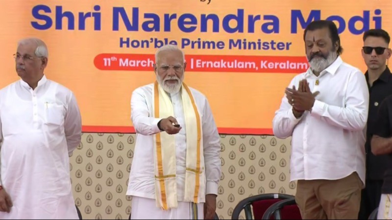 केरल दौरे पर प्रधानमंत्री मोदी: मछुआरा समुदाय को सराहा, 10,800 करोड़ की विकास परियोजनाओं का उद्घाटन