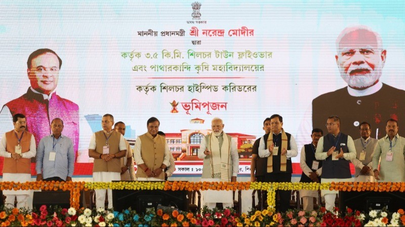 असम के दौरे पर प्रधानमंत्री मोदी, 22,860 करोड़ की लागत से बन रहे हाईस्पीड कॉरिडोर का किया भूमिपूजन