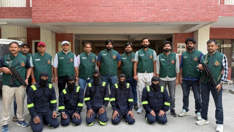 दिल्ली को दहलाने की साजिश हुई नाकाम, सुरक्षा बलों ने ISI से जुड़े 9 संदिग्धों को किया गिरफ्तार