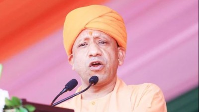 सीएम योगी का एलान, सभी स्कूलों में अनिवार्य होगा 'वंदे मातरम' गीत