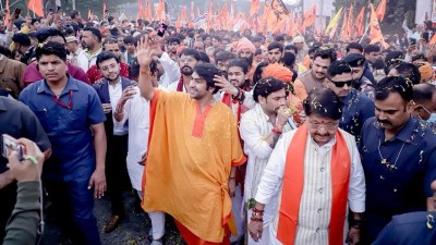 पंडित धीरेंद्र शास्त्री की सनातन हिंदू एकता पदयात्रा में शामिल हुए कई संत और नेता
