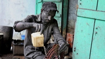 देशभर में आज से लागू हुए चार नए लेबर कोड, श्रमिकों को मिली नई सुविधाएं