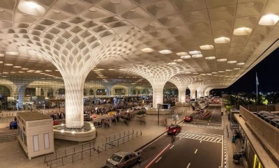 'अगर 10 लाख डॉलर नहीं दिए गए तो हम 48 घंटे के अंदर बम से उड़ा देंगे मुंबई एयरपोर्ट...', मेल मिलते ही पुलिस महकमे में मचा हड़कंप