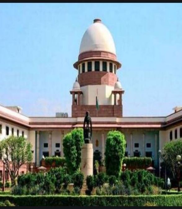 Maharashtra Politics: Supreme Court Remains Open On Holiday For Third ...