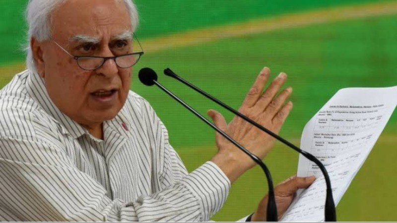 SIR प्रक्रिया पर सुप्रीम कोर्ट में तीखी बहस, कपिल सिब्बल ने उठाए सवाल