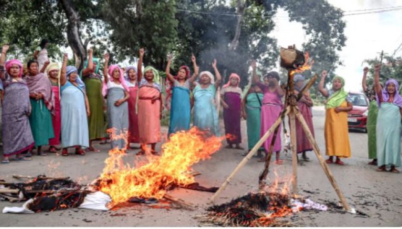 मणिपुर हिंसा में 'NGO' ही असली खलनायक ! लाशों पर कैसे रोटी सेंक रहे गैर-सरकारी संगठन ? सुप्रीम कोर्ट में पूर्व चीफ जस्टिस की हैरतअंगेज़ रिपोर्ट