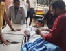 इंदौर: जाम गेट के पास स्कूली बच्चों से भरी बस पलटी, कई बच्चे घायल, एक छात्र का हाथ टूटा