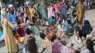 इंदौर में एक साथ 24 किन्नरों ने पिया जहरीला पदार्थ, दो पत्रकारों पर लगा बलात्कार का आरोप