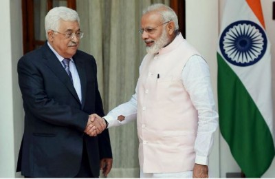 इजराइल-हमास युद्ध के बीच पीएम मोदी ने फिलिस्तीनी राष्ट्रपति से की बात, आतंकवाद पर जताई चिंता