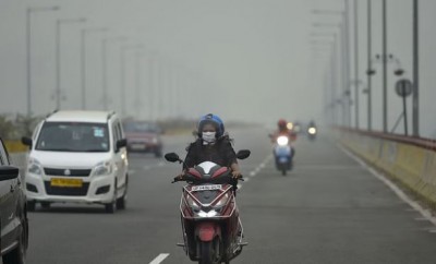 जहरीली हो गई दिल्ली की हवा, दिवाली से पहले बढ़ा प्रदूषण का स्तर