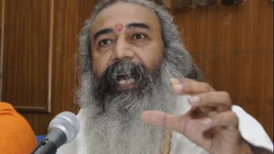 वक्फ कानून को लेकर ऐसा क्या बोले तेजस्वी कि आचार्य प्रमोद कृष्णम हुए आग बबूला