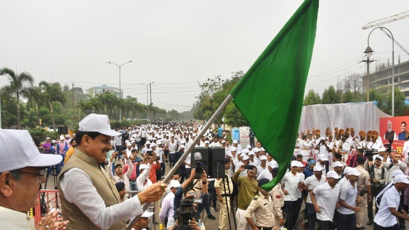 साइबर सुरक्षा दौड़ को मुख्यमंत्री ने दिखाई हरी झंडी, डीजीपी ने कहा ऑनलाइन क्राईम नई चुनौती
