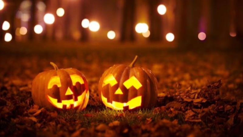विदेशी पर्व का भारत के Gen-Z के बीच बढ़ा क्रेज, जानिए क्या होता है हैलोवीन