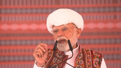 गुजरात दौरे पर प्रधानमंत्री मोदी ने दी विकास परियोजनाओं की सौगात, किसानों के लिए जारी किए 19,000 करोड़