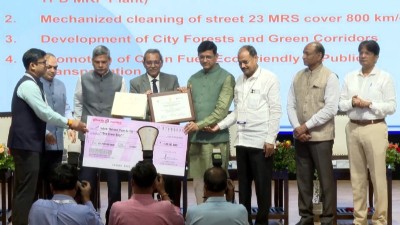 इंदौर की एक और उपलब्धि, देश के सबसे साफ शहर ने वायु सर्वेक्षण में हासिल किया दूसरा स्थान