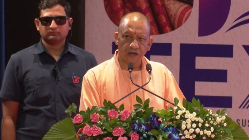 मुख्यमंत्री योगी ने लखनऊ में यूपी टेक्सटाइल कॉन्क्लेव-2026 का उद्घाटन किया