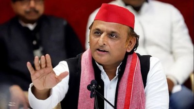अखिलेश यादव ने साधा बीजेपी पर निशाना, कहा - सरकार ने नोएडा में पंचायतों से अधिकार छीने