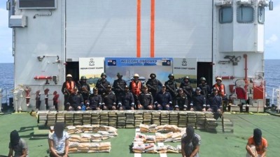 अरब सागर में ईरानी नाव से 3,000 करोड़ की ड्रग्स जब्त, हिरासत में 5 पाकिस्तानी नागरिक