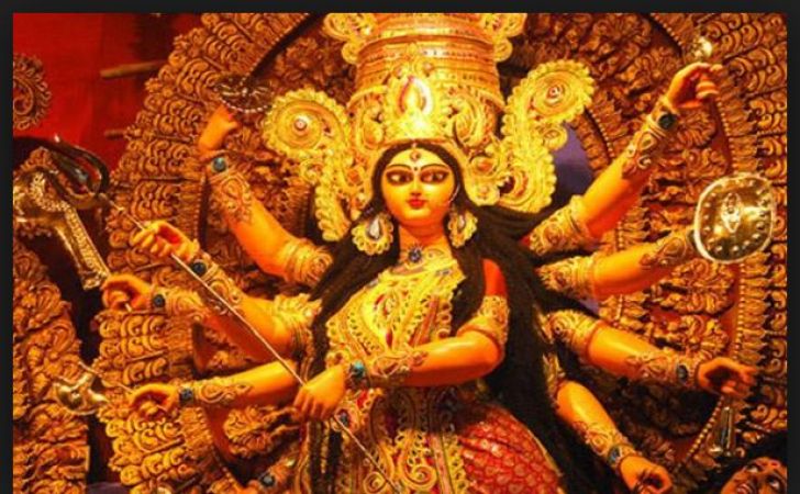 चैत्र नवरात्रि में जरूर गाये यह आरती और करें माँ को खुश