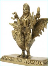 Do not keep idol of Shani Dev at home due to this reason