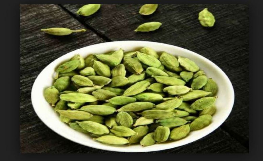 Keep cardamoms in purse; it will lead you to become a Lakhpati!