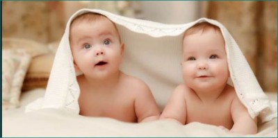 What are the earliest signs of being pregnant with twins?