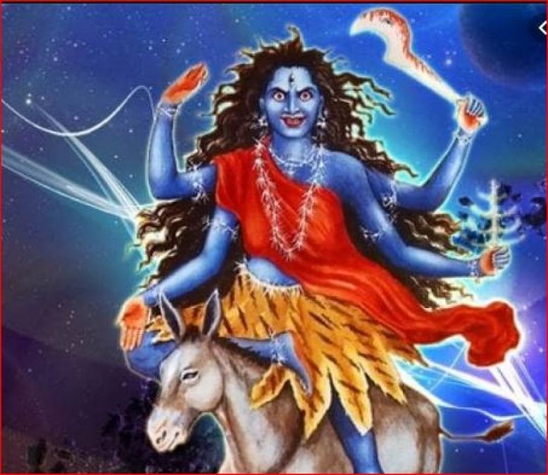 Worship Goddess Kalratri On The Seventh Day Of Navratri Know Auspicious Time Newstrack English 1 5671