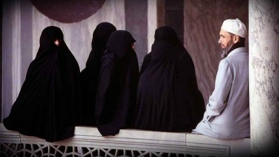After giving triple talaq, husband asked wife to do 'Halala' with father-in-law