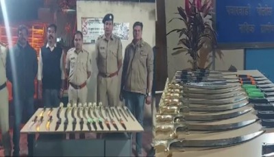 31 खतरनाक हथियारों के साथ परवेज आलम गिरफ्तार, अजमेर से महाराष्ट्र ला रहा था जखीरा