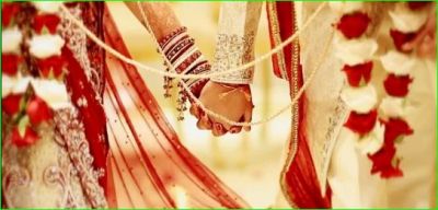 Indore: Wife fell in love with someone else, husband got lover married
