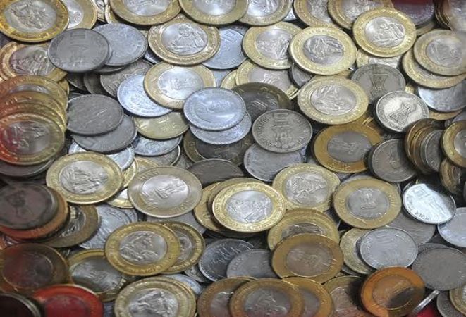 हरियाणा में दस रुपए वाले  8500  के नकली सिक्के बरामद