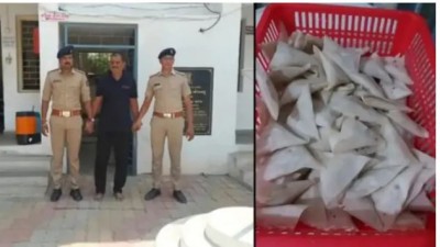 Ahmed Mohammed was selling samosas stuffed with beef, arrested