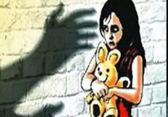 6 महीने से अपनी ही बेटी का बलात्कार कर रहा था कलयुगी पिता.., ऐसे उजागर हुई घिनौनी करतूत