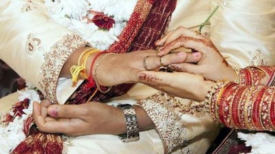 सिरफिरे आशिक का ऐसा खौफ कि पुलिस की निगरानी में हुई लड़की की शादी
