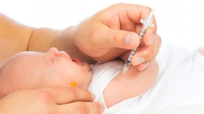 Playing with the lives of innocents, more than 400 children have been given expired vaccine