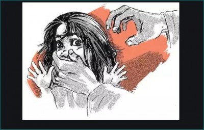 Tenant student tried to rape the girl
